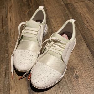 Ted Baker Sneakers